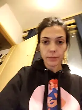 JoLeNe27 online show from 1, 12, 2025