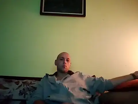 Snapshot of Flakka95 chatting on 9, 11, 2025 Flakka95 online show from 9, 11, 2025