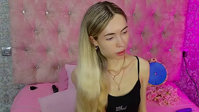 Snapshot of Akilla_Queen chatting on 22, 6, 2026 Akilla Queen online show from 22, 6, 2026