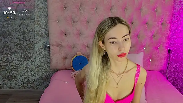 Snapshot of Akilla_Queen chatting on 12, 7, 2026 Akilla Queen online show from 12, 7, 2026