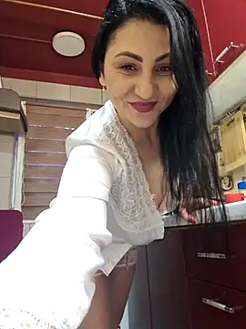 charrlote love online show from 8, 2, 2025