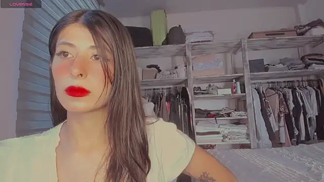 Snapshot of VYONED chatting on 7, 11, 2025 VYONED online show from 7, 11, 2025