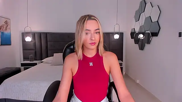 MelissaMoore  online show from 28, 5, 2026