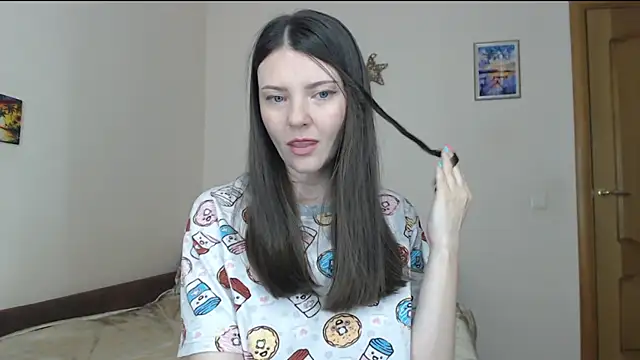 SugarTati online show from 8, 7, 2026
