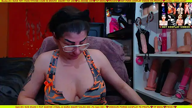 cuminmenowbbyx online show from 15, 3, 2025