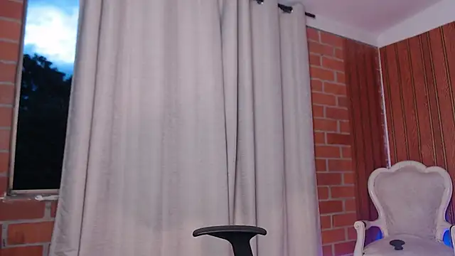 AGATHAA WHITE online show from 9, 2, 2026