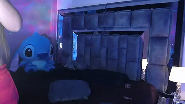 Christaly  online show from 11, 2, 2026