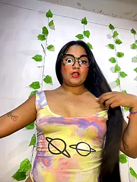 Snapshot of shayna_all chatting on 7, 1, 2026 shayna all online show from 7, 1, 2026