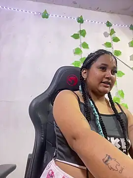 Snapshot of shayna_all chatting on 5, 8, 2026 shayna all online show from 5, 8, 2026