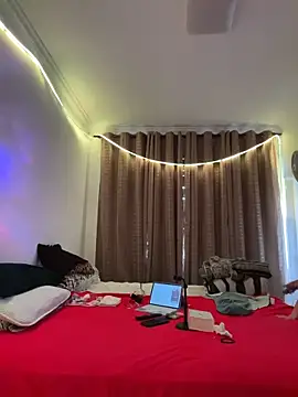 Patriciamoura69 online show from 18, 4, 2026