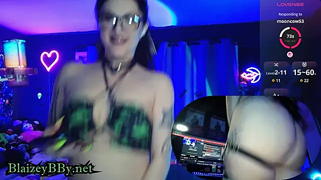 Snapshot of BlaizeyBBy chatting on 22, 3, 2025 BlaizeyBBy online show from 22, 3, 2025