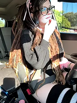 Snapshot of BlaizeyBBy chatting on 23, 9, 2025 BlaizeyBBy online show from 23, 9, 2025