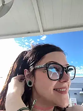 Snapshot of BlaizeyBBy chatting on 30, 9, 2025 BlaizeyBBy online show from 30, 9, 2025