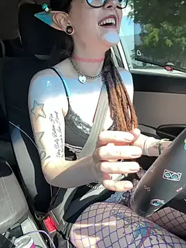 Snapshot of BlaizeyBBy chatting on 19, 9, 2025 BlaizeyBBy online show from 19, 9, 2025