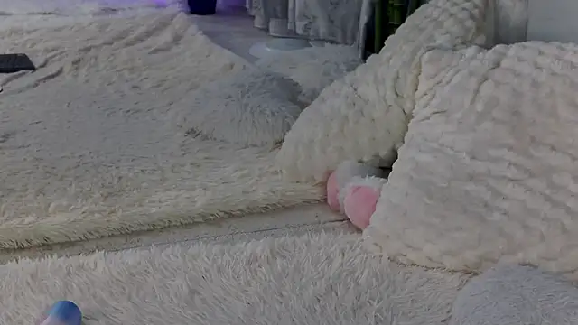 IsabelleEthan online show from 13, 7, 2026