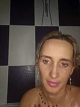 IsabelleEthan online show from 4, 3, 2025