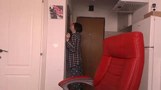 simyhvn online show from 20, 4, 2026