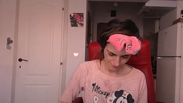 simyhvn online show from 15, 4, 2026