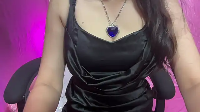 Queen Angelena online show from 1, 2, 2025