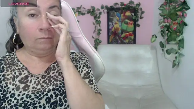 stepmother 105 online show from 23, 10, 2025