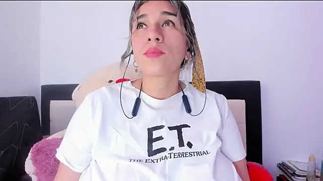 Snapshot of na-biky chatting on 5, 1, 2025 na-biky online show from 5, 1, 2025