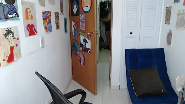 soynanabela28 online show from 10, 4, 2026