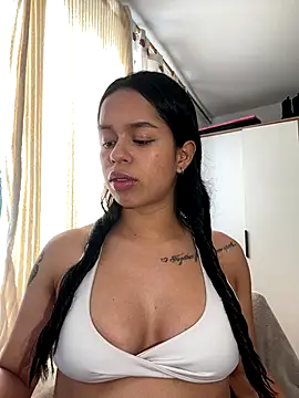 xlovelygirlx online show from 29, 9, 2025