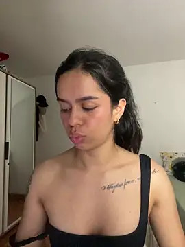 xlovelygirlx online show from 11, 1, 2025