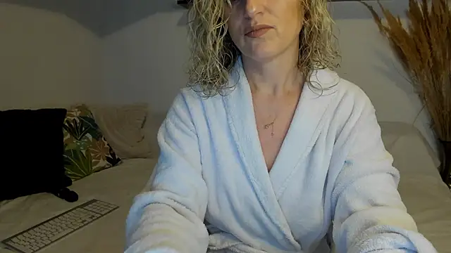 Jadore able online show from 7, 2, 2026