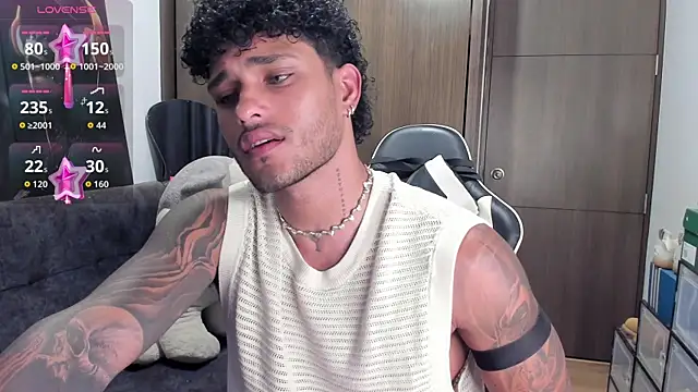 Alessandro Vanni online show from 8, 11, 2025