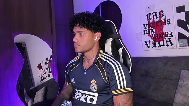 Alessandro Vanni online show from 11, 3, 2026