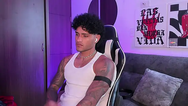 Alessandro Vanni online show from 14, 4, 2026