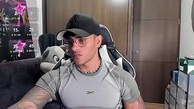 Alessandro Vanni online show from 28, 10, 2025