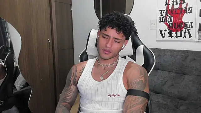 Alessandro Vanni online show from 23, 12, 2025