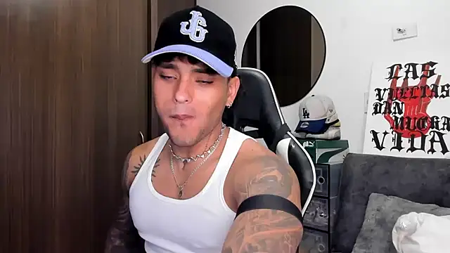 Alessandro Vanni online show from 10, 9, 2025