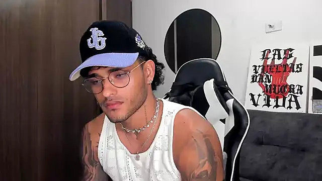 Alessandro Vanni online show from 10, 10, 2025