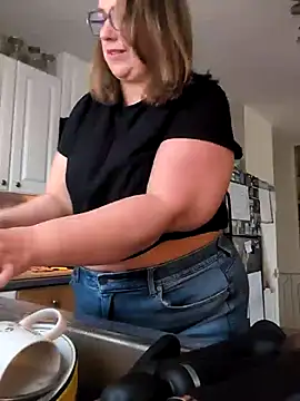 Canadian BBW online show from 17, 11, 2025
