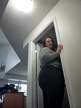 Canadian BBW online show from 11, 2, 2025