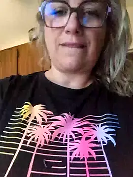 Canadian BBW online show from 18, 6, 2026