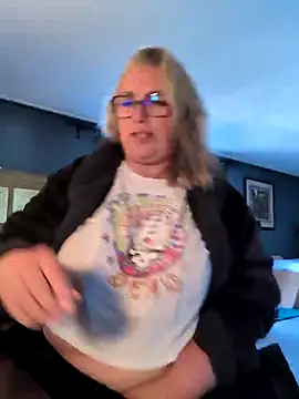 Canadian BBW online show from 11, 6, 2026
