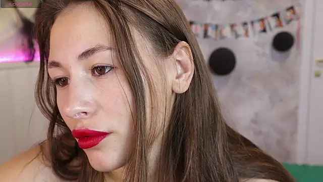 Snapshot of sunny_girl4 chatting on 31, 10, 2025 sunny girl4 online show from 31, 10, 2025