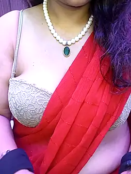 Snapshot of indian_passion chatting on 17, 5, 2026 indian passion online show from 17, 5, 2026