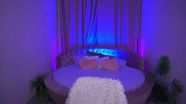 GraceCandy online show from 11, 11, 2025