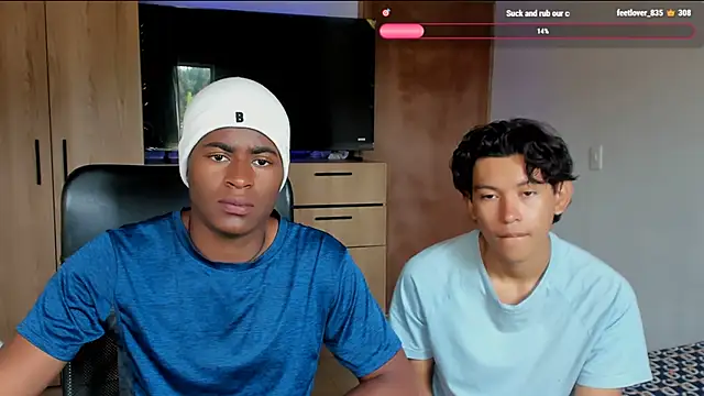 Snapshot of CrissBrownxxx chatting on 25, 5, 2026 CrissBrownxxx online show from 25, 5, 2026