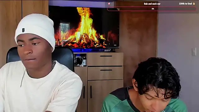 Snapshot of CrissBrownxxx chatting on 24, 5, 2026 CrissBrownxxx online show from 24, 5, 2026