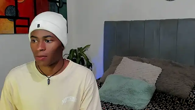 CrissBrownxxx online show from 22, 10, 2025