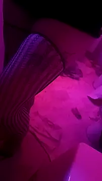 Misspadrona88 online show from 18, 1, 2025