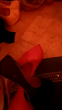 Misspadrona88 online show from 19, 11, 2025