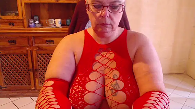 MISS LINDAH online show from 10, 3, 2026