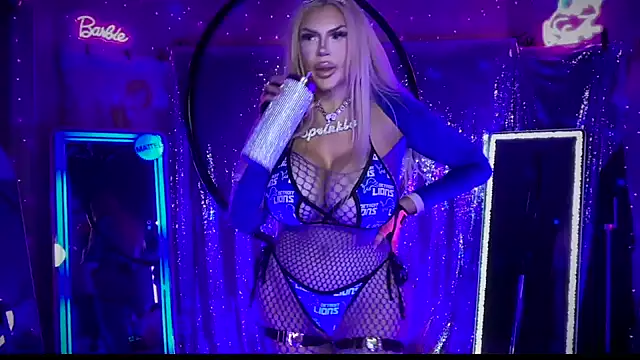 bimbotwerkqueen online show from 19, 1, 2025
